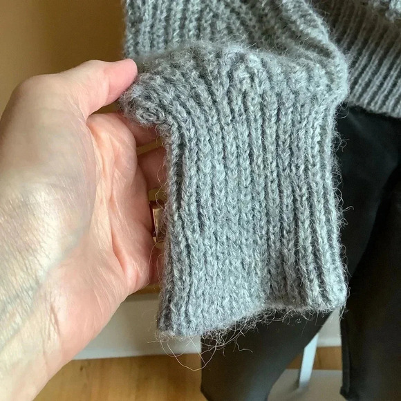 ABERCROMBIE & FITCH Wool/Alpaca Cable Knit Sweater Size S - Picture 8 of 16